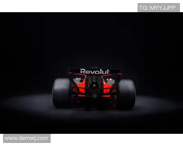 F1赛车赛季气象条件对比赛结果的影响与趋势分析 F1赛车赛季气象条件对比赛结果的影响与趋势分析